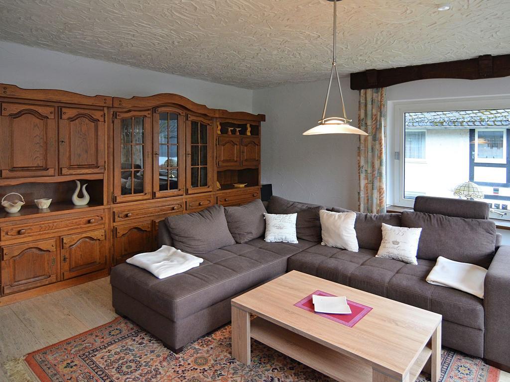 Apartment In Assinghausen With A Sun Terrace Exteriör bild
