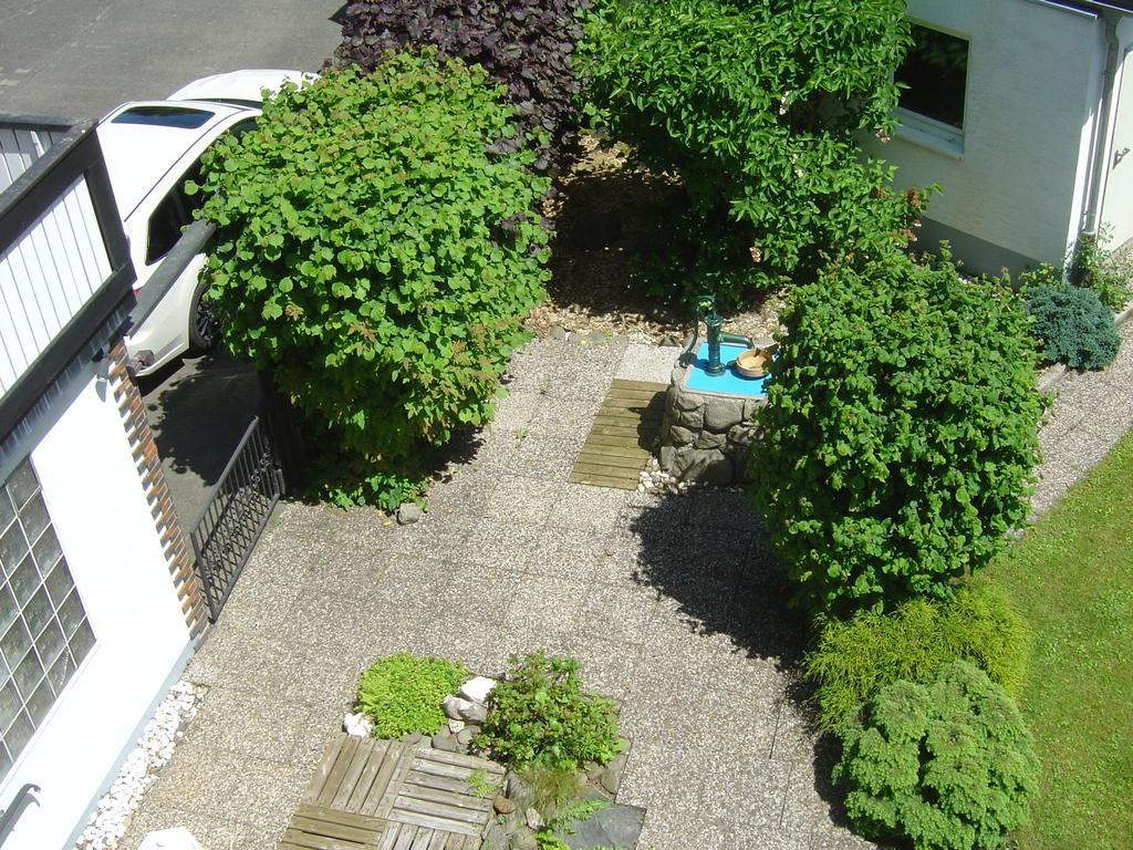 Apartment In Assinghausen With A Sun Terrace Exteriör bild